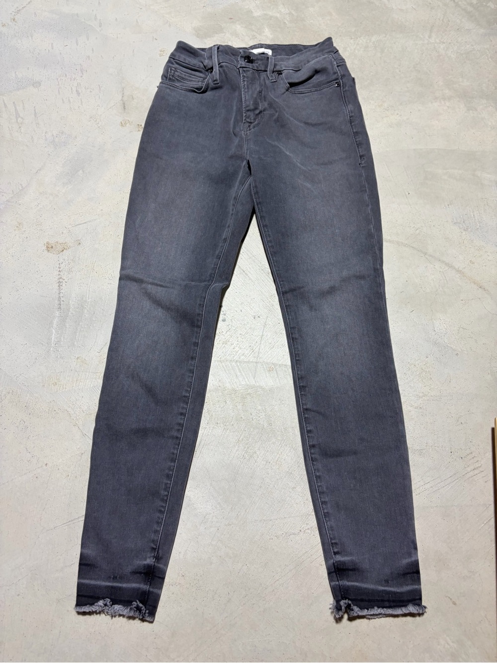 Good American black skinny jeans 2/26